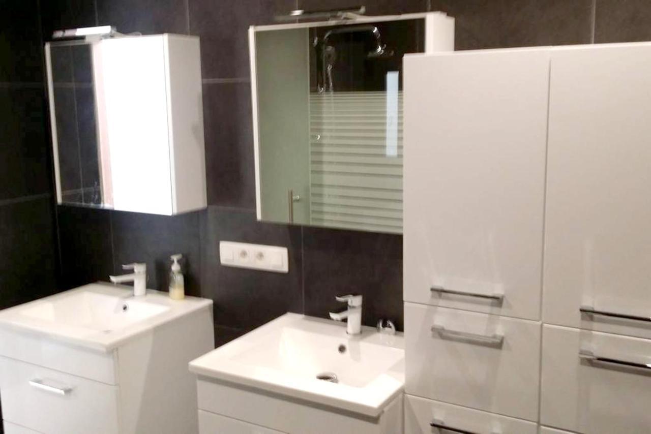 Vakantiehuis 3 Bedrooms House With View And Wifi At Jette *